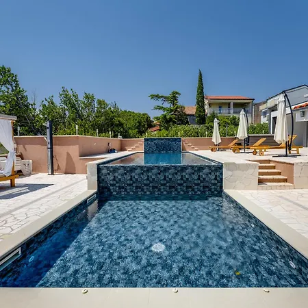 With Heated Pool, Whirpool, View, Near - By Traveler Tourist Agency Krk - Id 2683 Apartamento *