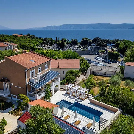 With Heated Pool, Whirpool, View, Near - By Traveler Tourist Agency Krk - Id 2683 Апартаменты *